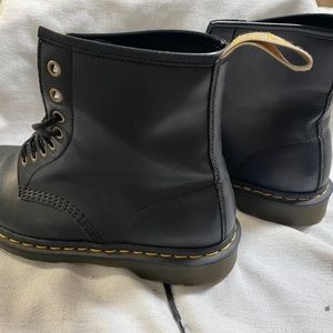1460 Doc Martens